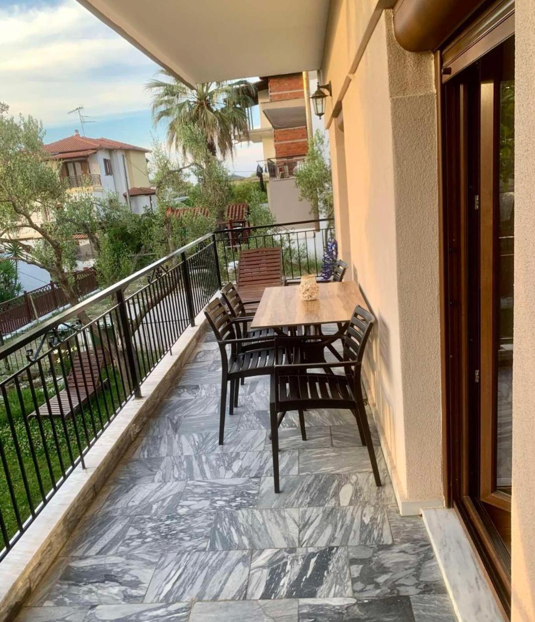 Dili Apartments Ierissós Luaran gambar